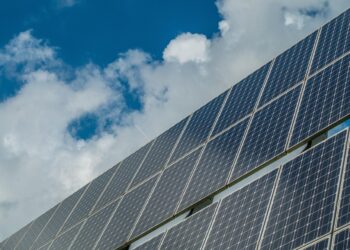 Harnessing the Breeze: Innovations in Small-Scale Wind Energy Solutions